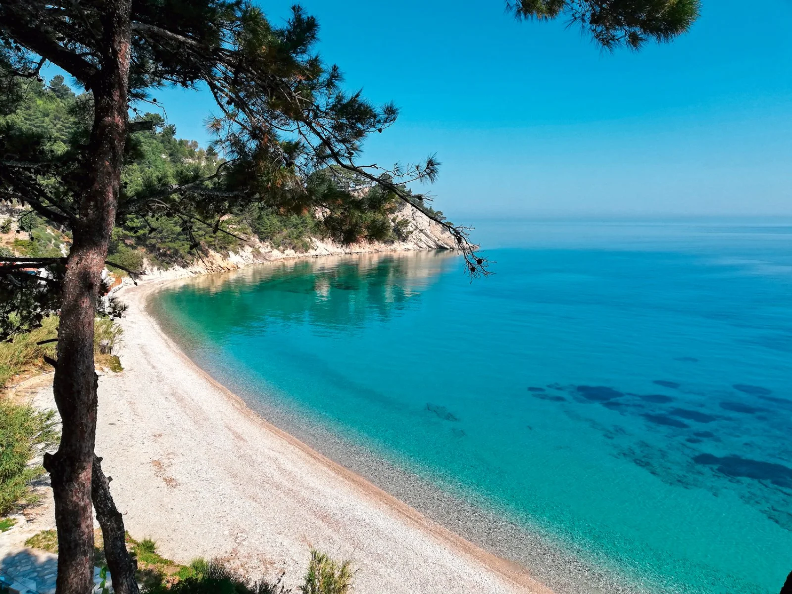 Alpiselect Arion - Lemonakia Beach Alpiselect Arion - Lemonakia Beach