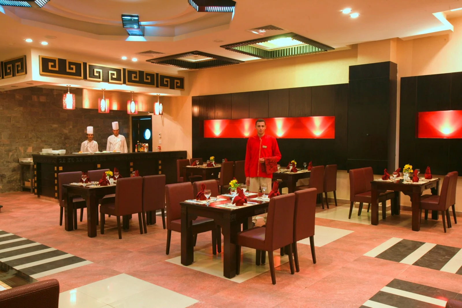 Royal Rehana Beach Resort & Spa 