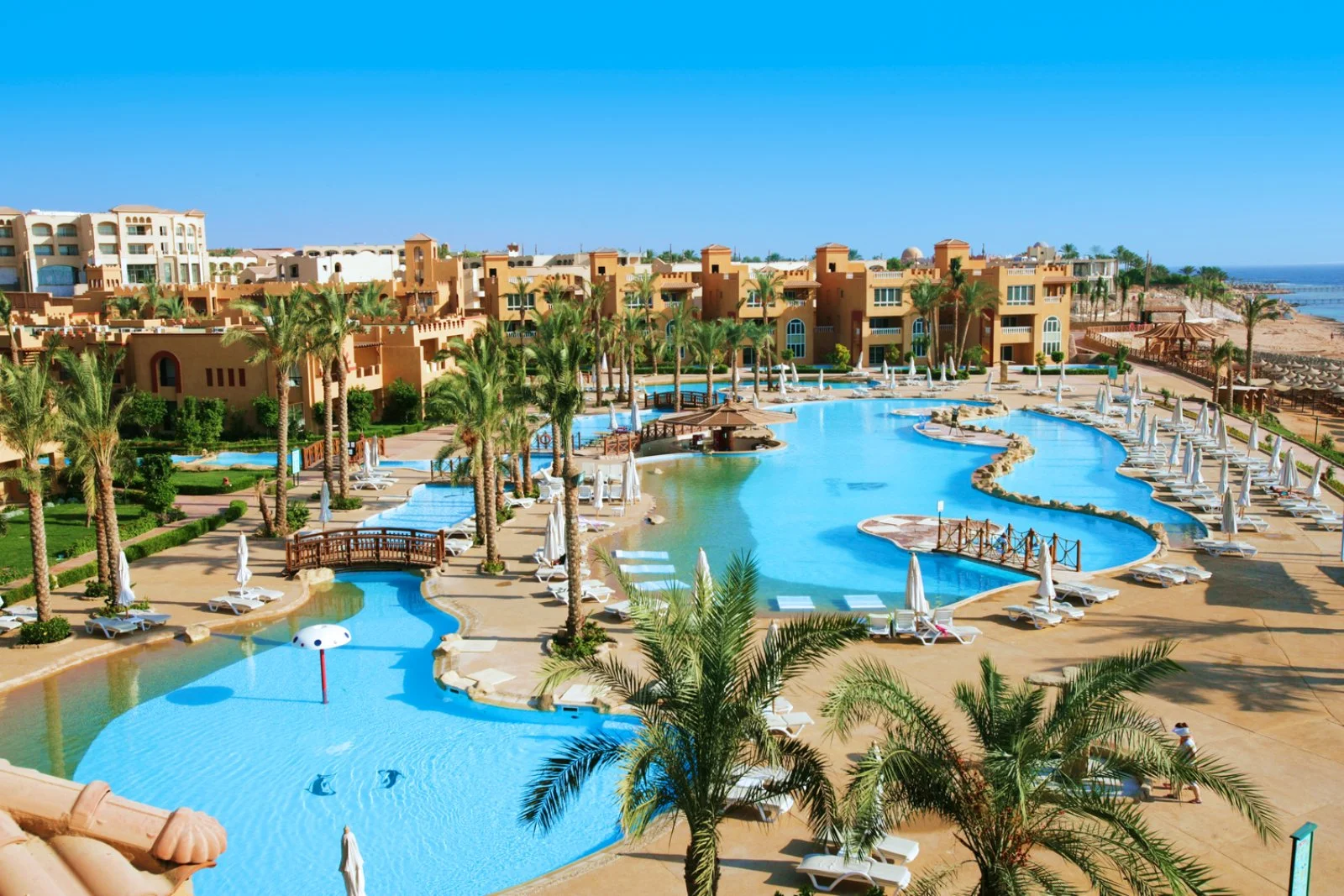 Royal Rehana Beach Resort & Spa 