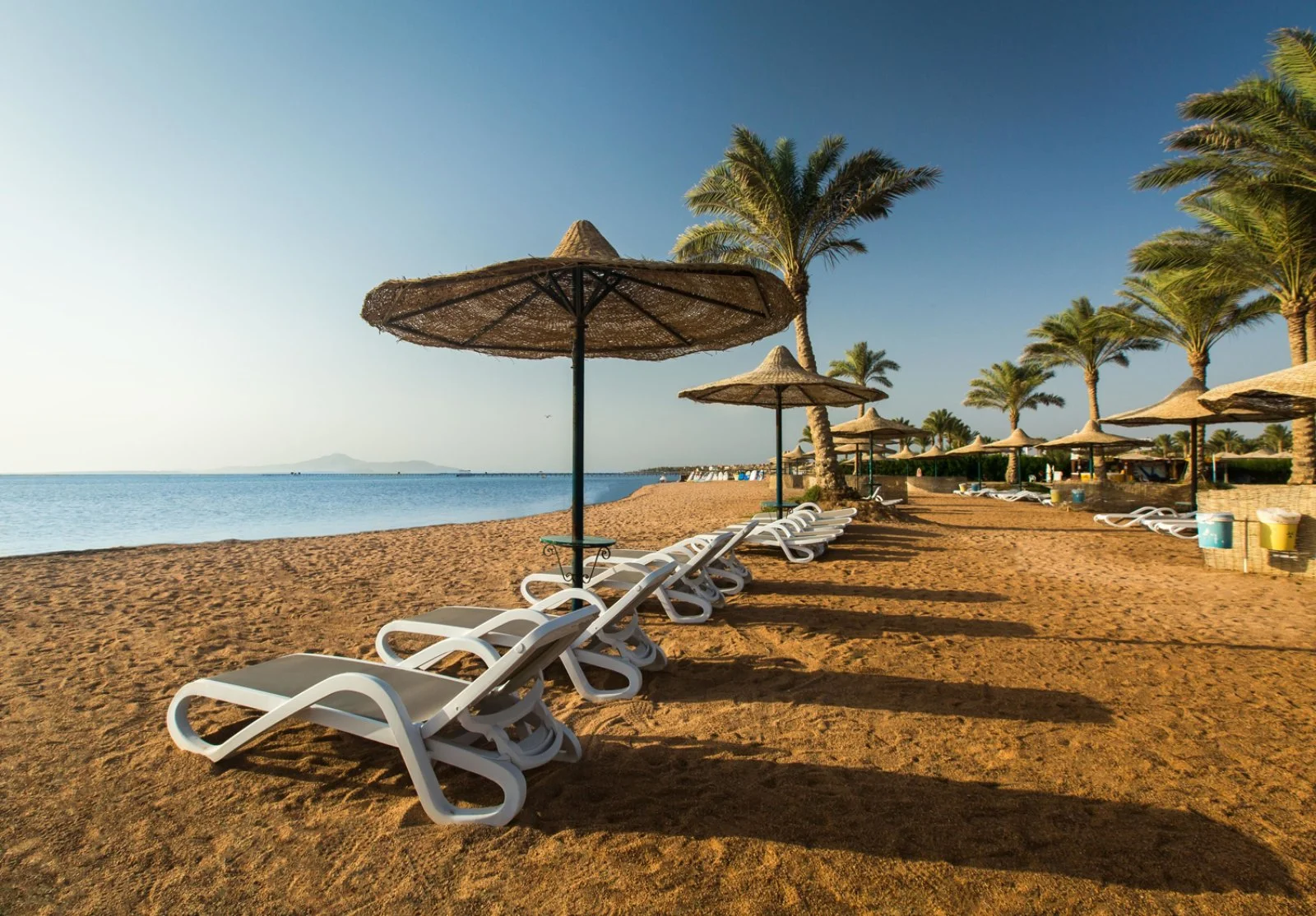 Aurora Oriental Beach Resort - Spiaggia