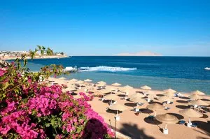 Vista panoramica dalla spiaggia