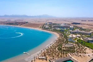 PALM ROYALE SOMA BAY BEACH RESORT – Safaga