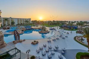PALM ROYALE SOMA BAY BEACH RESORT – Safaga