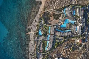 AQUAGRAND EXCLUSIVE DELUXE RESORT – Lindo