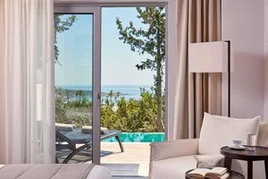 Exclusive vista mare con piscina privata