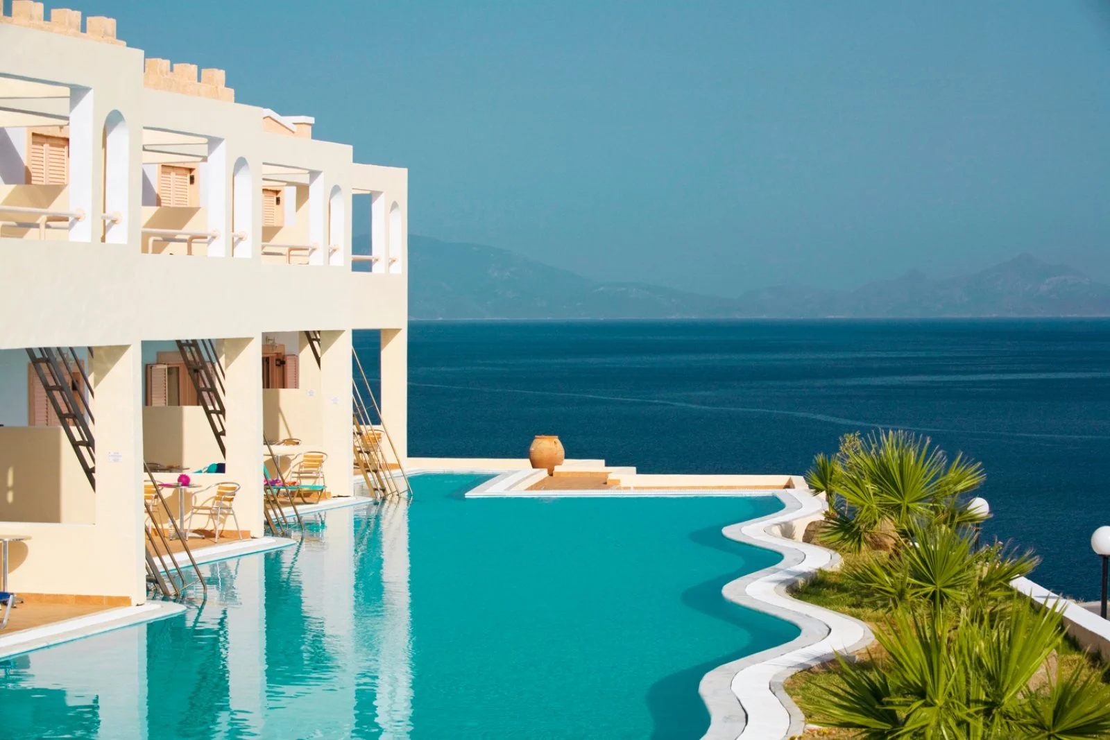 Canvas By Mitsis Family Village - Piscina Condivisa A Uso Esclusivo Di Alcune Camere