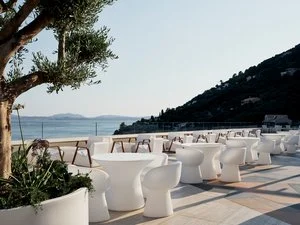 Ionian view bar