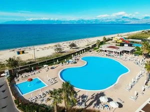 ALMYROS BEACH RESORT & SPA – Acharavi