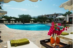 ALPISELECT ASTRON HOTEL & BUNGALOWS – Scarpanto