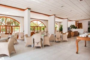 Lobby/pool snack bar