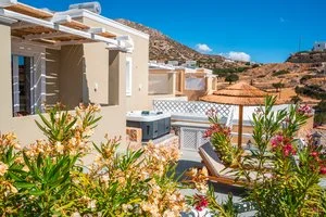 Villa con idromassaggio esterno