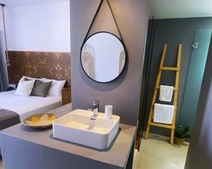 Doppia superior con piscina condivisa