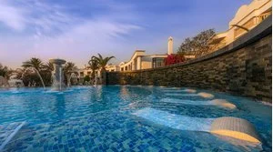 Piscina relax just adults