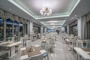 ALPISELECT ZANTE PARK RESORT & SPA – Laganas