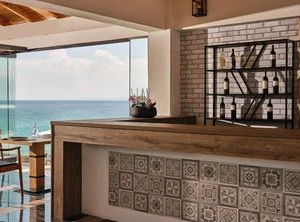 CAVO ORIENT BEACH HOTEL & SUITES – Drosia