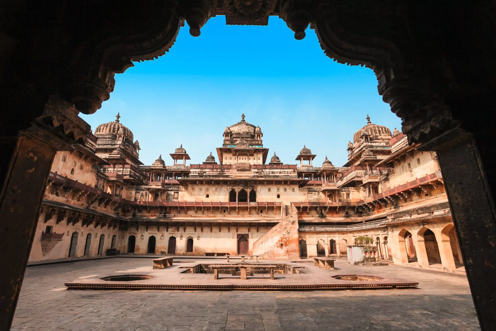 Khajuraho - Varanasi