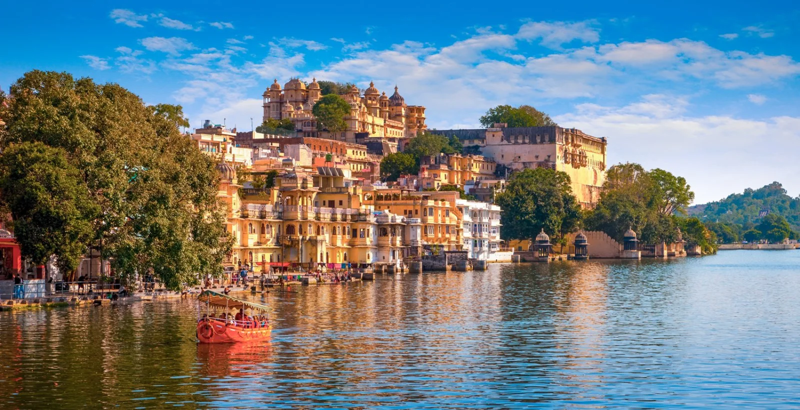Voyager Rajastan E Varanasi - Udaipur