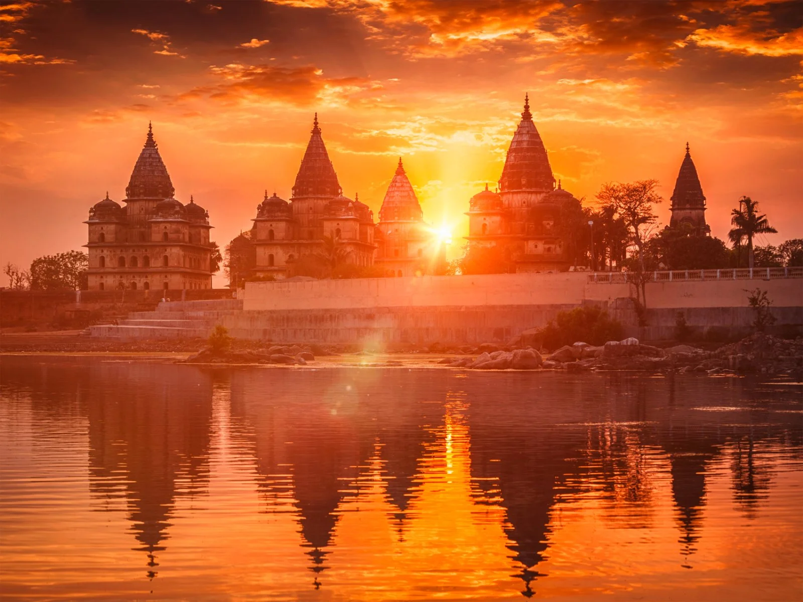 Khajuraho - Varanasi