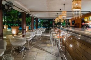 NAPA PLAZA – Cipro
