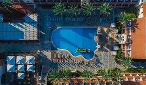 NAPA PLAZA – Cipro
