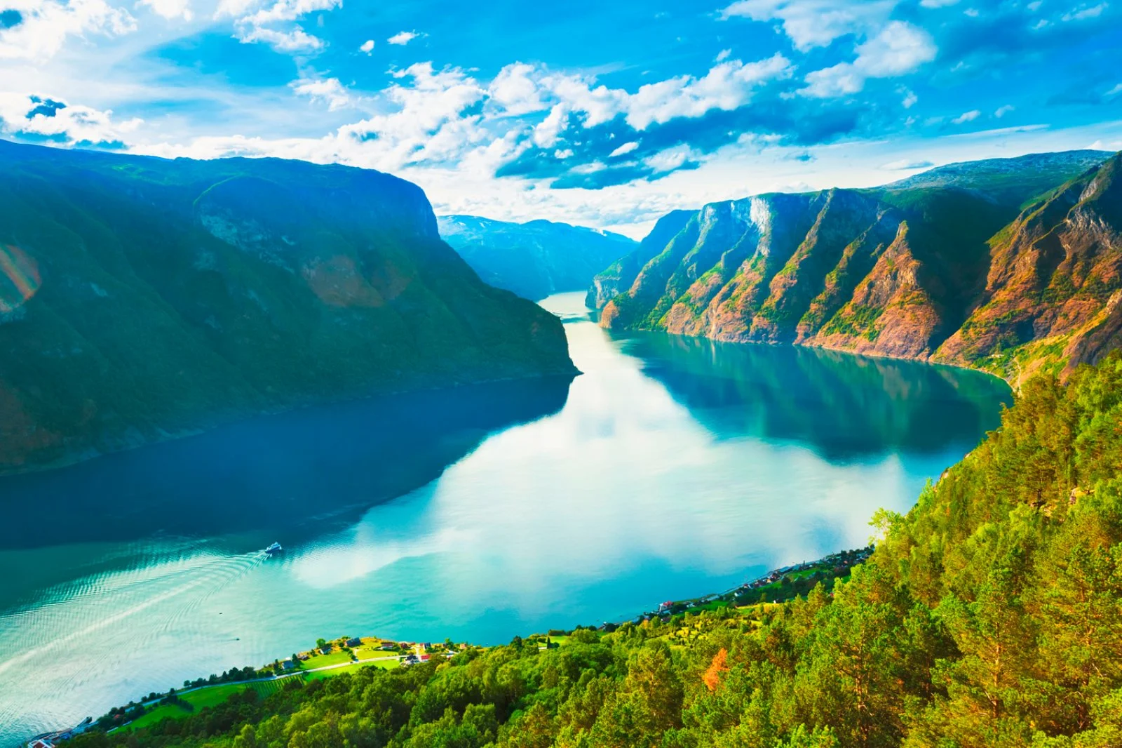 Intour Spettacolo Tra I Fiordi 