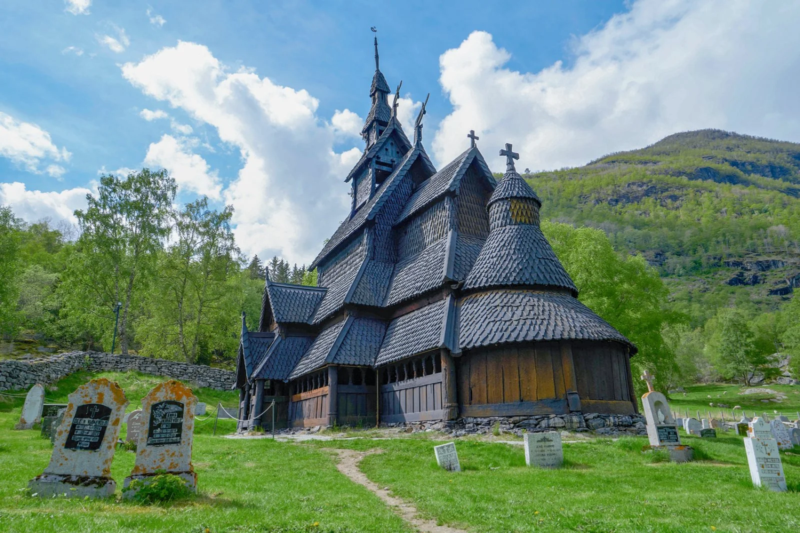 Intour Spettacolo Tra I Fiordi - Chiesa Borgund Stave Intour Spettacolo Tra I Fiordi - Chiesa Borgund Stave