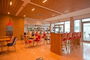 Lobby bar