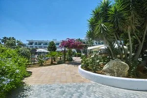 ALPICLUB BALANSAT RESORT – Sant joan de labritja