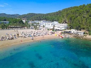 ALPICLUB BALANSAT RESORT – Sant joan de labritja