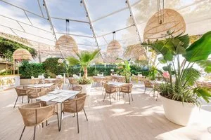 Bar/ristorante a pagamento