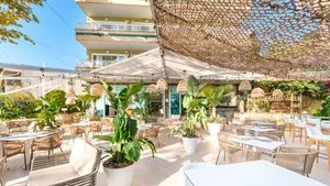 Bar/ristorante a pagamento