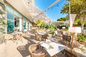 Bar/ristorante a pagamento