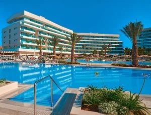 HIPOTELS GRAN PLAYA DE PALMA – Ses Cadenes