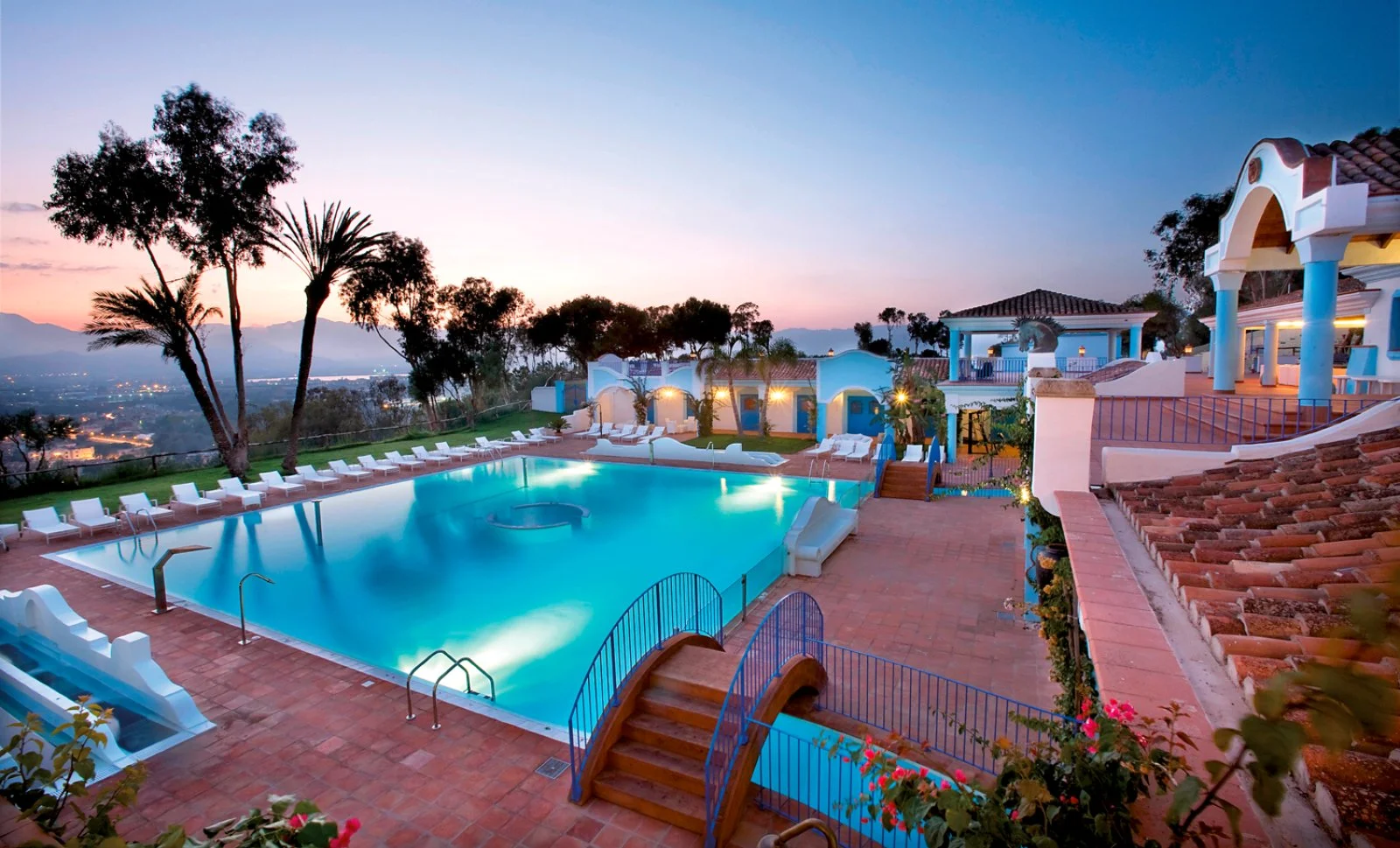 Suites Del Mare - Arbatax Park Resort - Piscina Area Spa