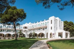 FALKENSTEINER RESORT CAPO BOI – Villasimius