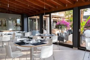 HOTEL TAHITI – Es Pujols