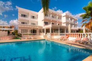 HOTEL LAGO PLAYA I – Formentera