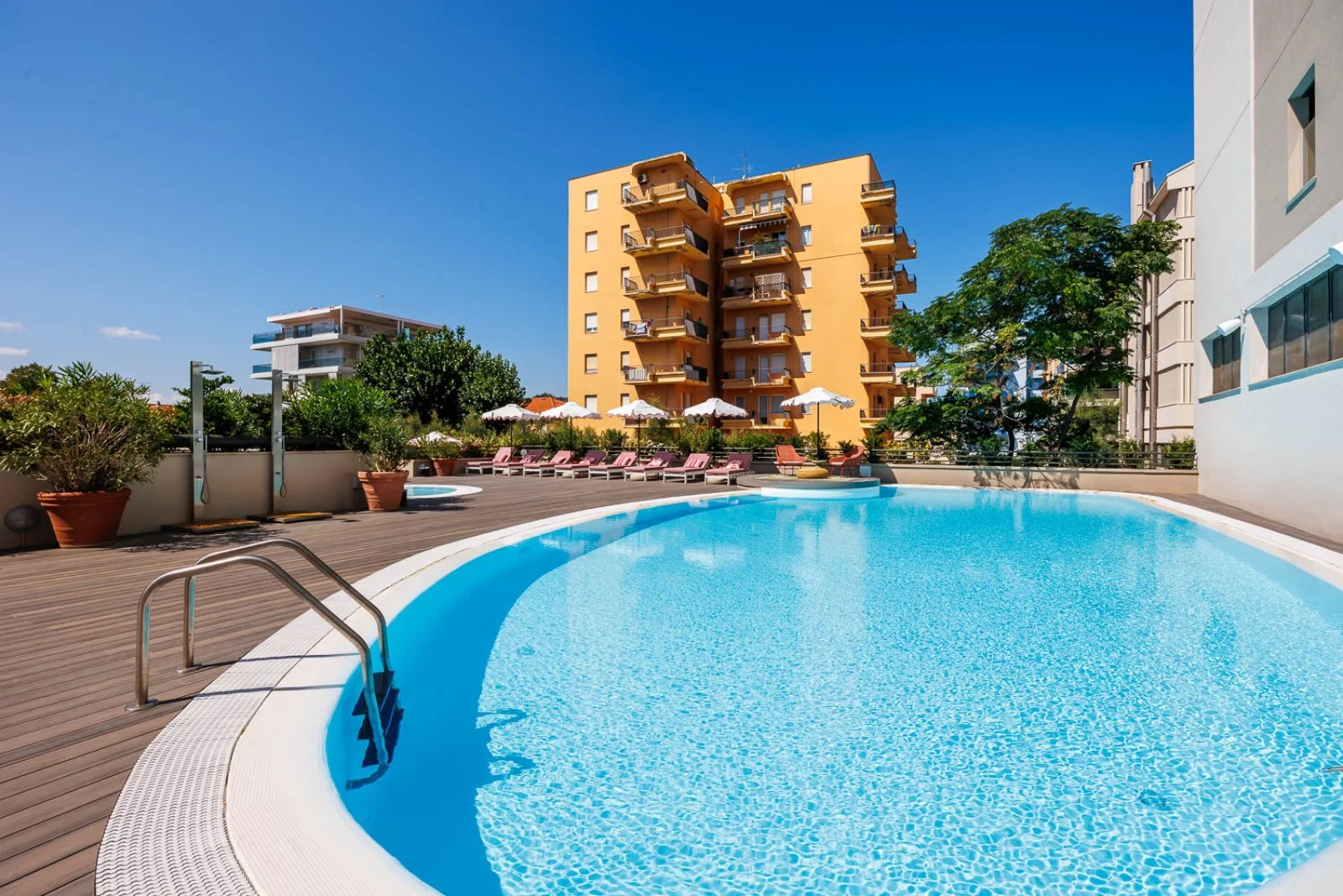 Charlie In Pesaro Charlie In Pesaro