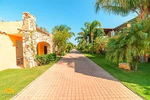 SEARESORT GARDEN BEACH HOTEL & RESORT – Castiadas