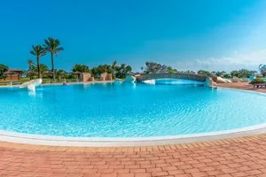 SEARESORT GARDEN BEACH HOTEL & RESORT – Castiadas
