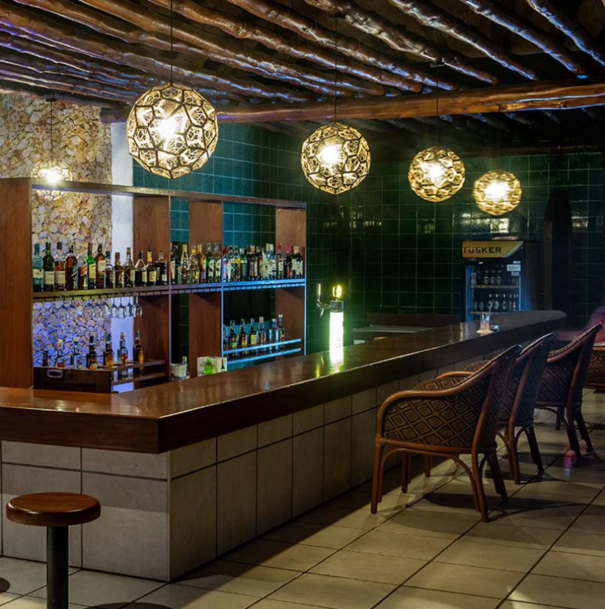 Travellers Beach Hotel & Spa 