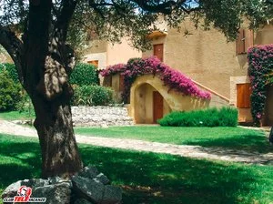 VILLAGGIO L'OLIVARA HOTEL – Gasponi