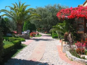 VILLAGGIO L'OLIVARA HOTEL – Gasponi