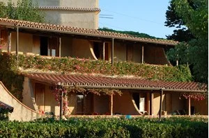 VILLAGGIO L'OLIVARA HOTEL – Gasponi