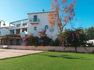 HOTEL IL FARO DI MOLARA – Loiri Porto San Paolo