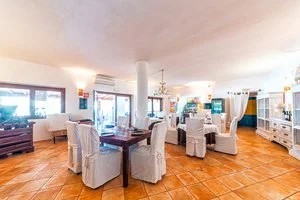 HOTEL IL FARO DI MOLARA – Loiri Porto San Paolo