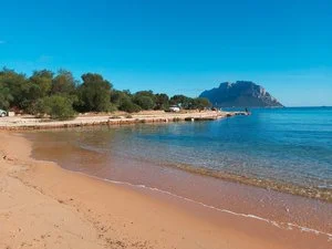 HOTEL IL FARO DI MOLARA – Loiri Porto San Paolo
