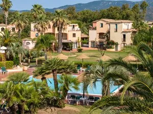 RESIDENCE BAIA DELLE PALME – Pula
