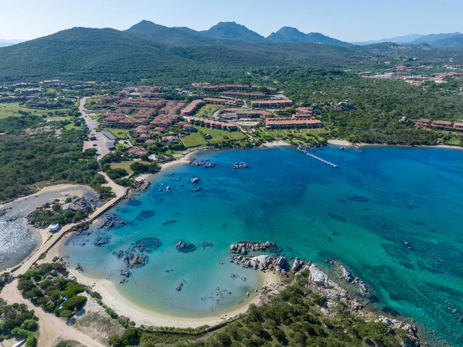 Baia De Bahas Residence 