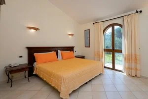 HORSE COUNTRY RESORT HOTEL – Arborea